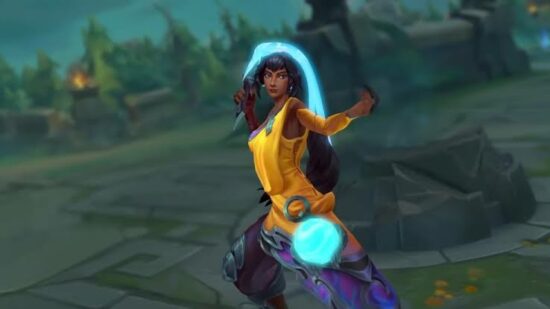 Nilah League of Legends Crossplay/Cross Platform