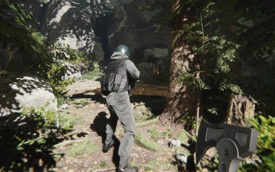 Sons of the Forest Crossplay